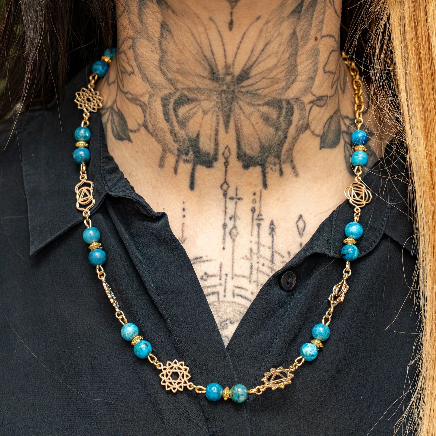 Signature 7 Charkras Signature Necklace Gold