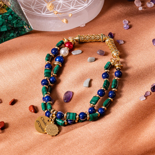 Gemini astrological sign cat necklace